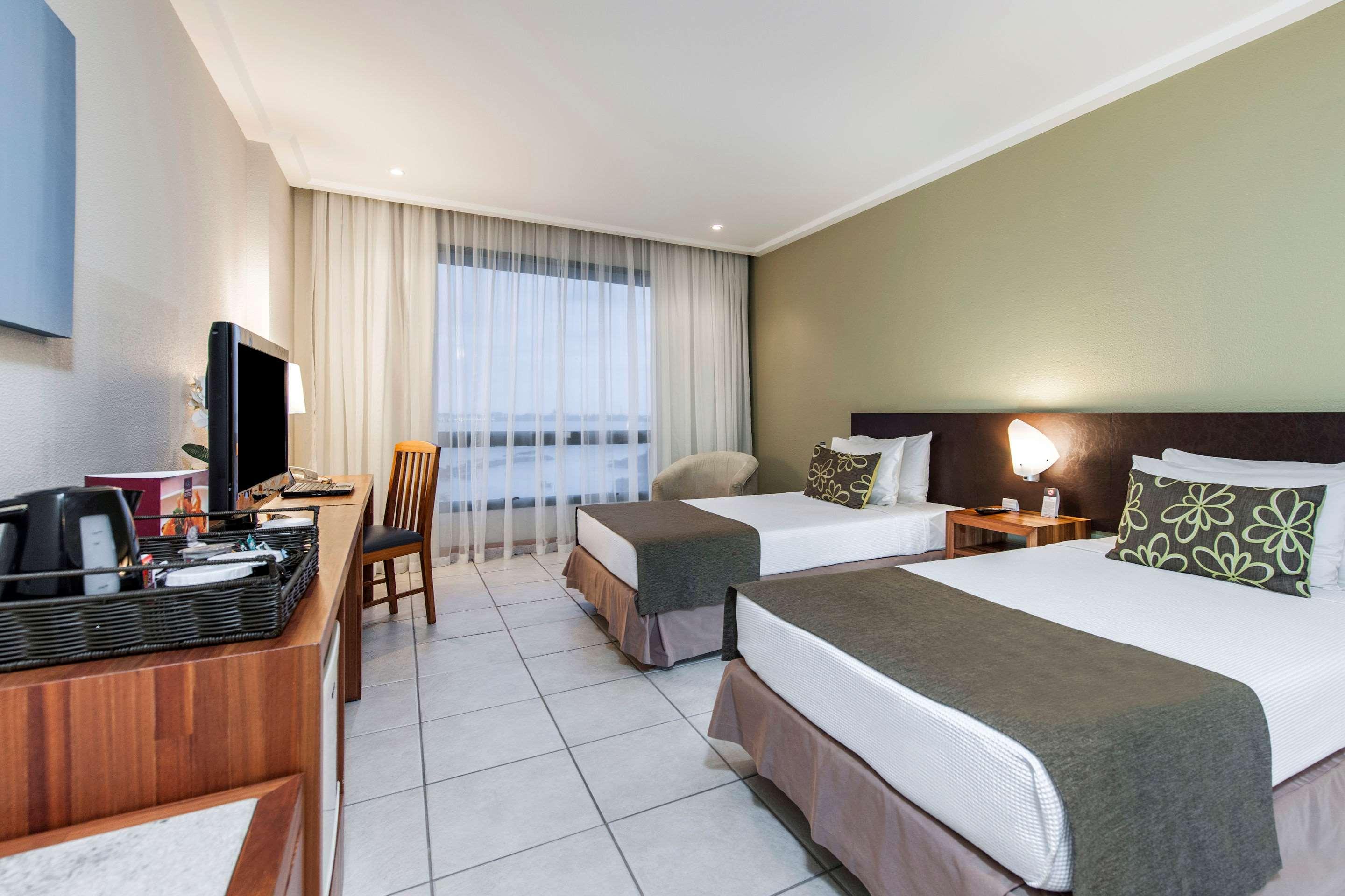 Comfort Suites Витория Экстерьер фото