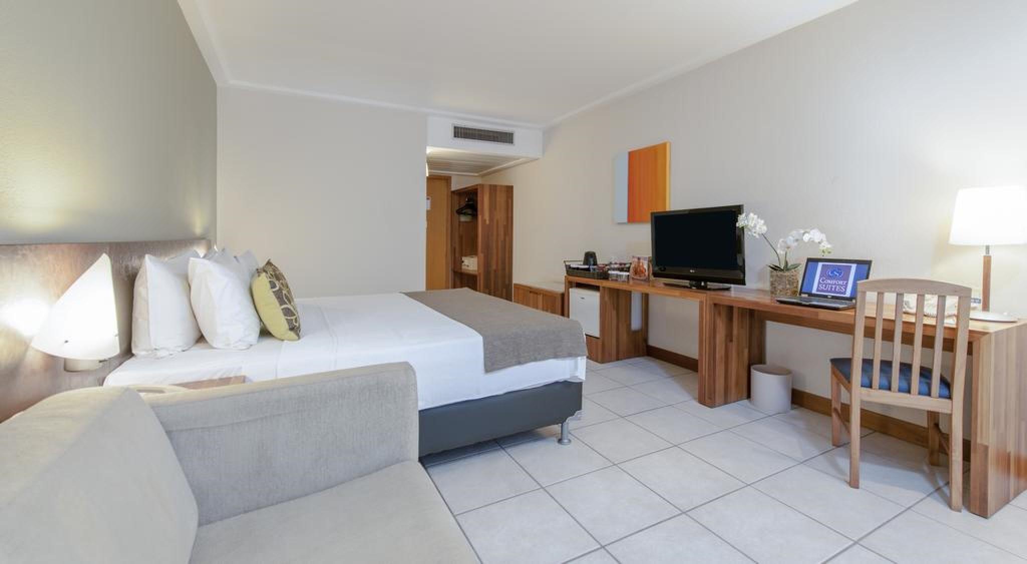 Comfort Suites Витория Экстерьер фото