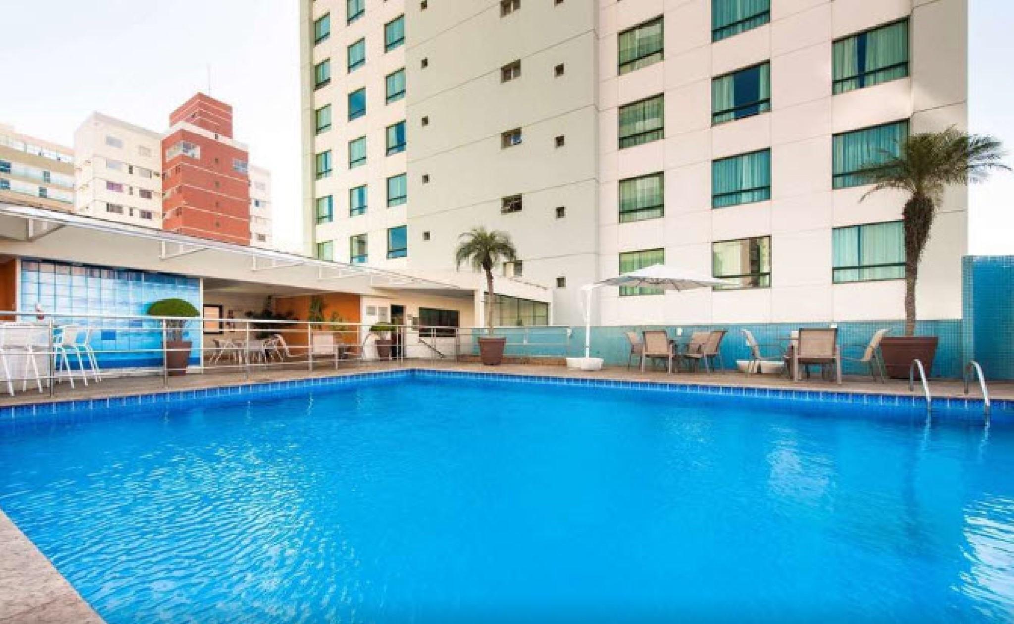 Comfort Suites Витория Экстерьер фото